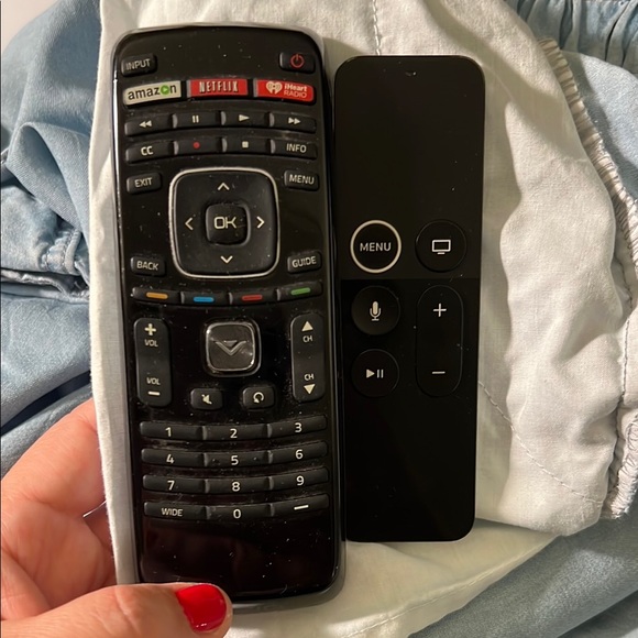 Indigo Rising Chambray Denim Joggers - Picture 12 of 13